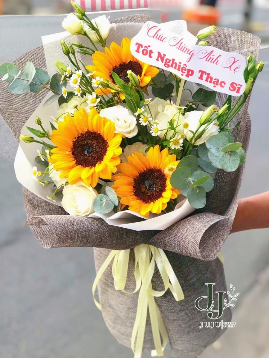 Bó hoa tươi tốt nghiệp BHT001