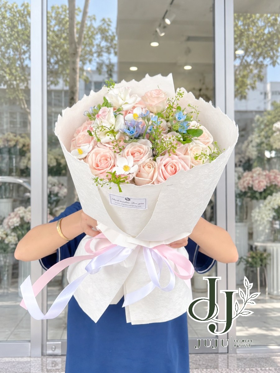 Bó hoa hồng phấn tình yêu BHT016